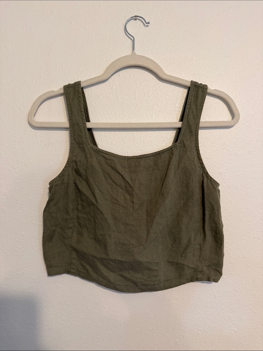 Lou & Grey Olive Linen-Blend Crop Tank